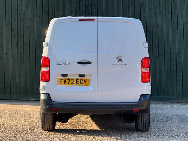 Peugeot Expert 2.0 BlueHDi 1400 Professional Premium Standard Panel Van MWB Euro 6 (s/s) 6dr