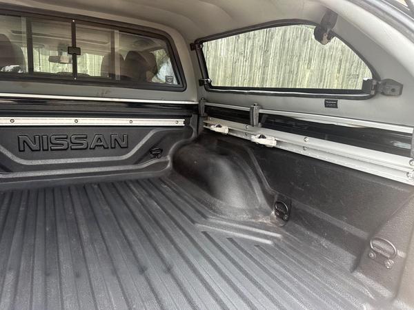 Nissan Navara 2.3 dCi N-Guard 4WD Euro 6 (s/s) 4dr