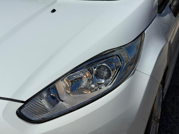 Ford Fiesta 1.0T EcoBoost Zetec S Euro 5 (s/s) 3dr