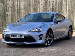 Toyota GT86 2.0 Boxer D-4S Pro Euro 6 2dr at 20th