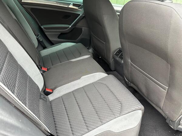 Volkswagen Golf 1.5 TSI EVO R-Line DSG Euro 6 (s/s) 5dr