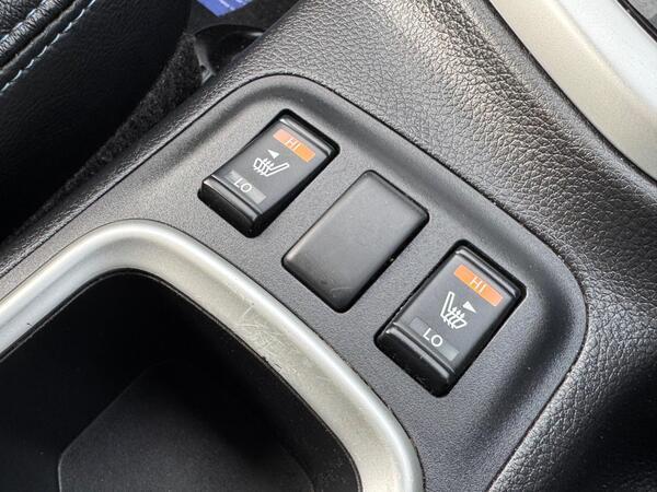 Nissan Navara 2.3 dCi N-Guard Auto 4WD Euro 6 4dr