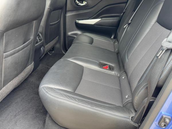 Nissan Navara 2.3 dCi N-Guard Auto 4WD Euro 6 4dr