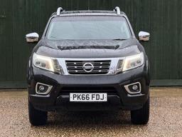 Nissan Navara 2.3 dCi Tekna 4WD Euro 6 (s/s) 4dr at 11th