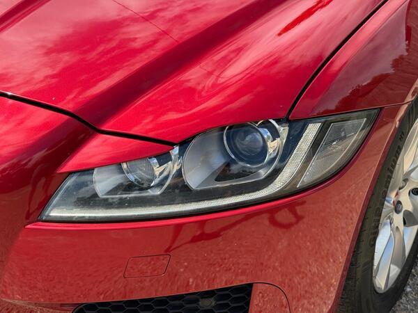 Jaguar XF 2.0d R-Sport Auto Euro 6 (s/s) 4dr
