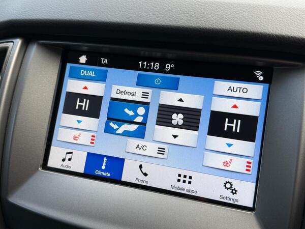 Ford Ranger 2.2 TDCi Limited 1 4WD Euro 5 (s/s) 4dr (Eco Axle)