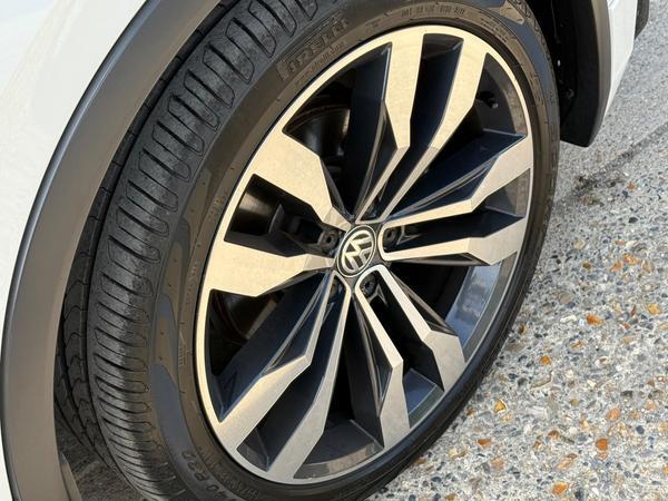 Volkswagen Tiguan 2.0 TDI R-Line Tech DSG 4Motion Euro 6 (s/s) 5dr