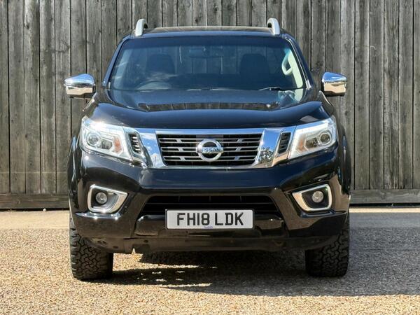 Nissan Navara 2.3 dCi Tekna Auto 4WD Euro 6 4dr