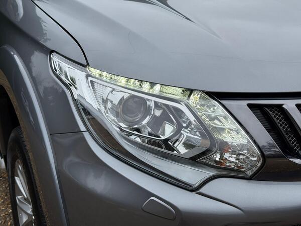 Mitsubishi L200 2.4 DI-D DC Barbarian Auto 4WD Euro 6 4dr