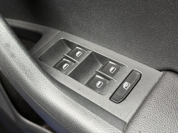 Skoda Octavia 2.0 TDI Elegance Euro 5 (s/s) 5dr