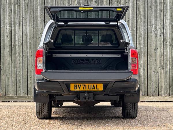 Nissan Navara 2.3 dCi N-Guard Auto 4WD Euro 6 4dr