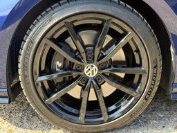 Volkswagen Golf 2.0 TSI R DSG 4Motion Euro 6 (s/s) 5dr at 47th
