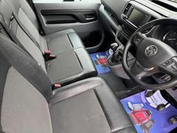 Vauxhall Vivaro 1.5 Turbo D 2700 Sportive L1 H1 Euro 6 (s/s) 5dr at 2th
