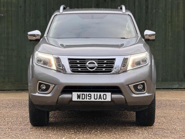 Nissan Navara 2.3 dCi Tekna Auto 4WD Euro 6 4dr