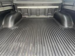 Nissan Navara 2.3 dCi Tekna Auto 4WD Euro 6 4dr at 43th