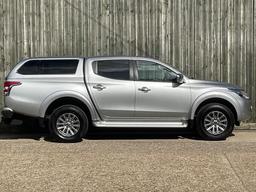 Mitsubishi L200 2.4 DI-D DC Barbarian Auto 4WD Euro 6 4dr at 17th