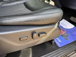 Nissan Navara 2.3 dCi N-Guard Auto 4WD Euro 6 4dr at 39th