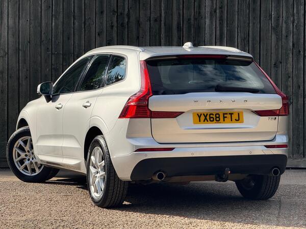 Volvo XC60 2.0 T5 Momentum Auto AWD Euro 6 (s/s) 5dr