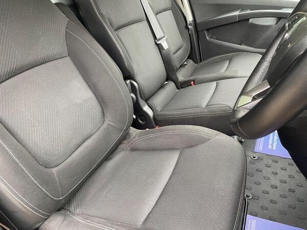 Renault Trafic 2.0 dCi Blue LL30 Sport L2 H1 Euro 6 (s/s) 5dr