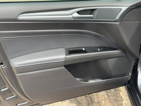 Ford Mondeo 2.0 TDCi Titanium Edition Euro 6 (s/s) 5dr