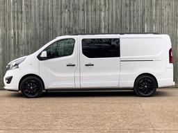 Vauxhall Vivaro 1.6 CDTi 2900 BiTurbo ecoTEC Limited Edition Nav Crew Van L2 H1 Euro 6 (s/s) 5dr (6 Seat) at 15th
