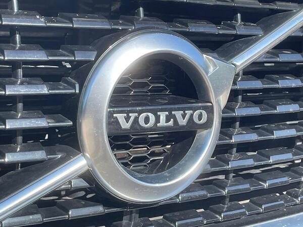 Volvo XC60 2.0 B5 MHEV R-Design Pro Auto Euro 6 (s/s) 5dr