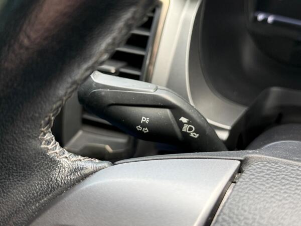 Ford Ranger 2.2 TDCi Limited 1 4WD Euro 5 (s/s) 4dr (Eco Axle)