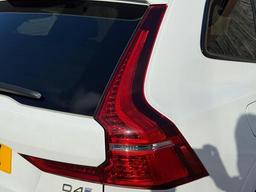 Volvo XC60 2.0 D4 R-Design Auto Euro 6 (s/s) 5dr at 44th