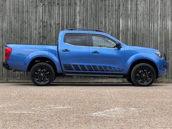 Nissan Navara 2.3 dCi N-Guard Auto 4WD Euro 6 4dr