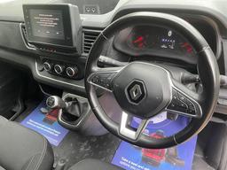 Renault Trafic 2.0 dCi Blue SL28 Sport L1 H1 Euro 6 (s/s) 5dr at 2th
