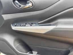 Nissan Navara 2.3 dCi Tekna Auto 4WD Euro 6 4dr at 43th