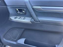 Mitsubishi Shogun 3.2 DI-DC SG5 Auto 4WD Euro 6 5dr LWB at 39th