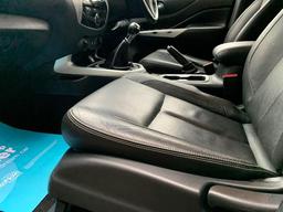 Nissan Navara 2.3 dCi Tekna 4WD Euro 6 (s/s) 4dr at 37th
