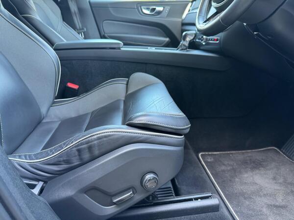 Volvo XC60 2.0 D4 R-Design Auto Euro 6 (s/s) 5dr