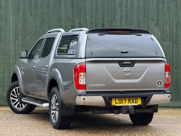 Nissan Navara 2.3 dCi Tekna Auto 4WD Euro 6 4dr