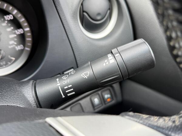 Nissan Navara 2.3 dCi Tekna Auto 4WD Euro 6 4dr