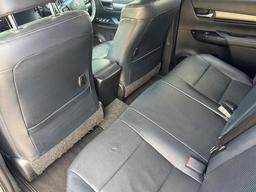 Toyota Hilux 2.8 D-4D Invincible X Auto 4WD Euro 6 (s/s) 4dr at 39th