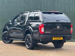 Nissan Navara 2.3 dCi N-Guard Auto 4WD Euro 6 4dr at 8th