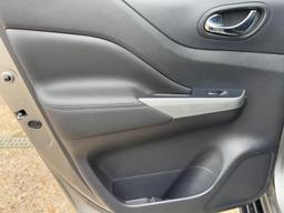 Nissan Navara 2.3 dCi Tekna Auto 4WD Euro 6 4dr at 48th
