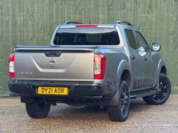 Nissan Navara 2.3 dCi N-Guard Auto 4WD Euro 6 4dr at 22th