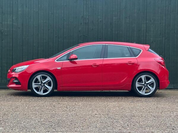 Vauxhall Astra 1.6i Limited Edition Euro 6 5dr