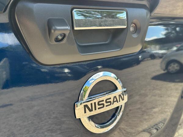Nissan Navara 2.3 dCi Tekna Auto 4WD Euro 6 4dr