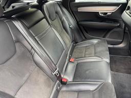 Volvo V90 2.0 D4 R-Design Auto Euro 6 (s/s) 5dr at 17th