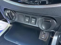 Nissan Navara 2.3 dCi Tekna Auto 4WD Euro 6 4dr at 18th