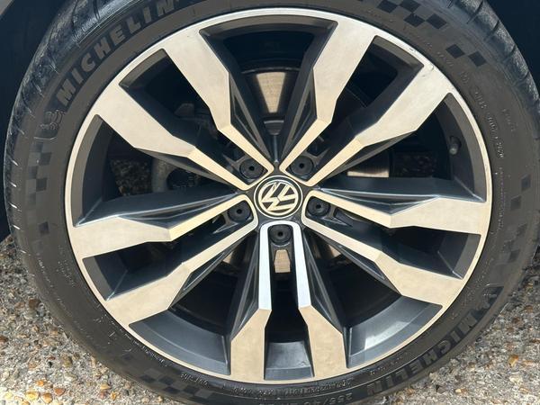 Volkswagen Tiguan 2.0 TDI R-Line DSG 4Motion Euro 6 (s/s) 5dr