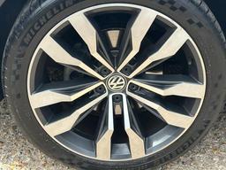Volkswagen Tiguan 2.0 TDI R-Line DSG 4Motion Euro 6 (s/s) 5dr at 36th