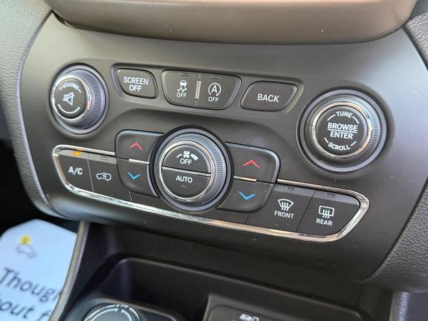 Jeep Cherokee 2.2 MultiJetII Night Eagle Auto 4WD Euro 6 (s/s) 5dr