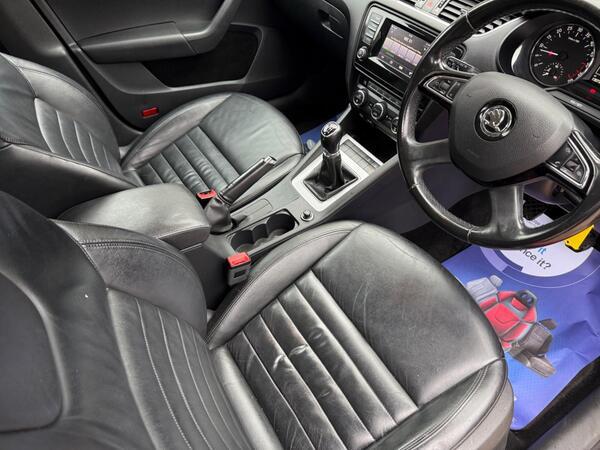 Skoda Octavia 2.0 TDI Elegance Euro 5 (s/s) 5dr