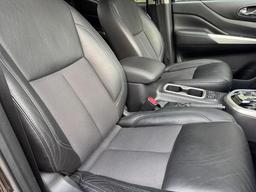 Nissan Navara 2.3 dCi N-Guard Auto 4WD Euro 6 4dr at 49th