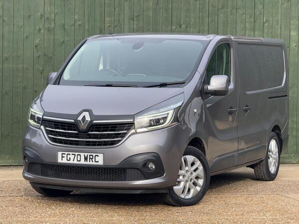 Renault Trafic 2.0 dCi ENERGY 28 Sport SWB Standard Roof Euro 6 (s/s) 5dr